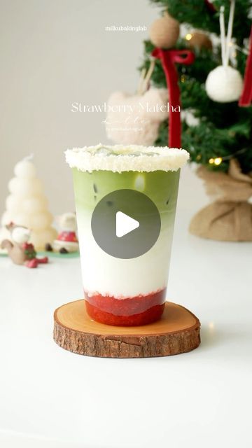 Matcha Christmas, Strawberry Matcha Latte, Strawberry Matcha, Strawberry Compote, Desiccated Coconut, Dog Cafe, Christmas Series, Matcha Powder, Matcha Latte