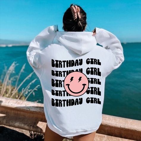 Fun Birthday Outfits, Birthday Merch, 14th Birthday Ideas, Birthday Outfits For Women, Birthday Clothes, Cousin Birthday, 13 Going On 30, Birthday Outfit Ideas, Birthday Outfit For Women