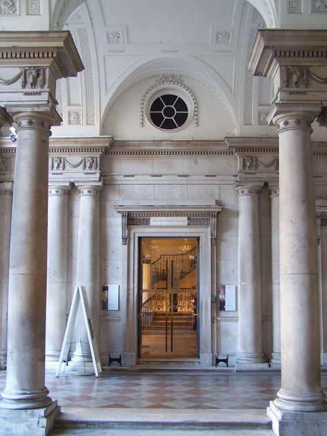 Classism Architecture, Palace Corridor, Confrance Hall Interior, Highclere Castle Interior, Neo Classism Architecture, Courtauld Gallery, Classical Interior Design, Covent Garden London, Classical Interior