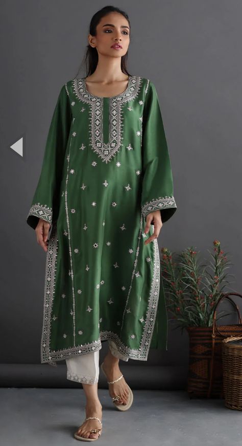 Pakistani Kurti Designs, Suits For Women Indian, Easy Diy Clothes, Line Silhouette, New Kurti Designs, Trendy Shirt Designs, Fancy Kurti, Pakistani Fancy Dresses, Pakistani Dresses Casual