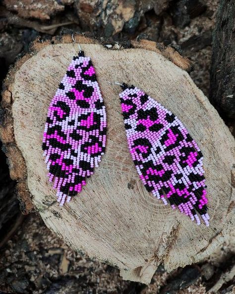 Dragonfly Beaded, Leopard Earrings, Felted Earrings, E Jewelry, Fringe Earring, Diy Seed Bead Earrings, Seed Bead Jewelry Patterns, Beaded Earrings Native, Beadwork Designs