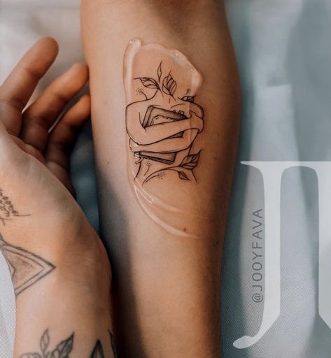 Bookish Tattoos, Tattoos For Lovers, Plant Tattoo, Line Art Tattoos, Discreet Tattoos, Book Tattoo, Subtle Tattoos, Dope Tattoos, Simplistic Tattoos