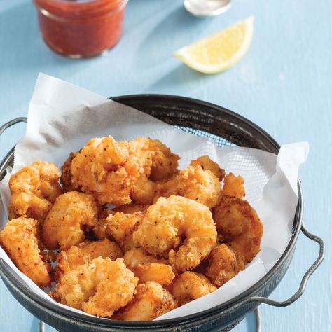 Popcorn Prawns, Shrimp Popcorn, Popeyes Food, Popcorn Shrimp Recipe, Restaurant Appetizers, Popcorn Shrimp, Food Fair, Deep Fried Food, Shrimp Dishes