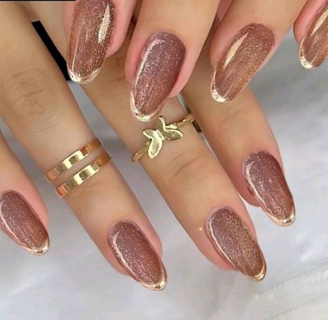 Oval Nail, Golden Nails, Fancy Nails Designs, Rose Gold Nails, Nail Patterns, Nail Length, Oval Nails, Elegant Nails, Bridal Nails