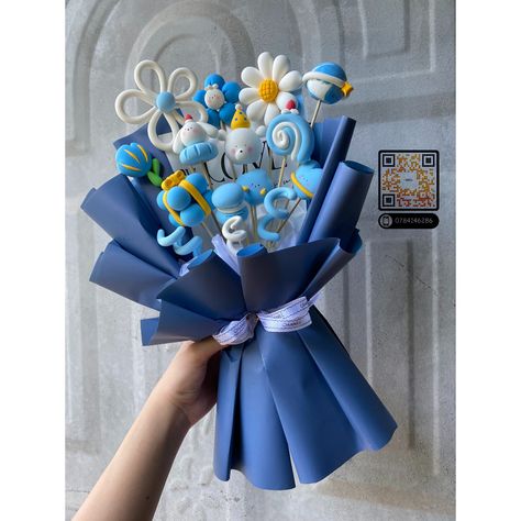 Clay Bouquet, Bucket Ideas, Foam Clay, Diy Crafts Love, Cute Origami, Birthday Card Drawing, Floral Cards Design, Diy Air Dry Clay, Tanah Liat