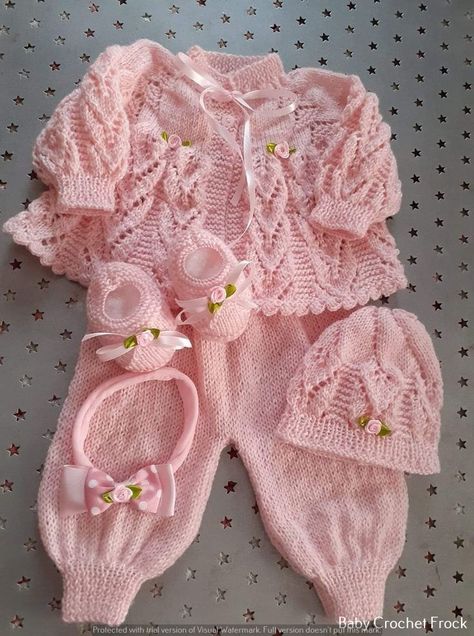 Crochet pattern-Sweet and Stylish Baby Crochet Dresses Baby Dungarees Pattern, Sweater Knitting Designs, Baby Knitting Patterns Free Newborn, Knitted Baby Outfits, Crochet Baby Jacket, Crochet Baby Sweaters, Baby Boy Knitting Patterns, Crochet Baby Sweater