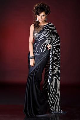 Satya Paul Desi Couture, Sarees Party Wear, Satya Paul, Buy Designer Sarees Online, Indian Designers, Sari Design, Designer Sarees Collection, Clothes Men, Designer Sarees Online