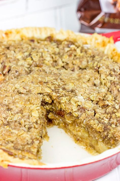 Dutch Apple Pie Dutch Apple Pie Topping, Dutch Apple Pie Recipe, Oat Crumble Topping, Dutch Apple Pie, Classic Apple Pie, Dutch Apple, Candied Sweet Potatoes, Oat Crumble, Autumn Evening