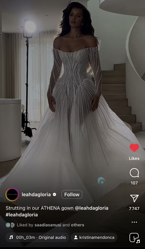 Unique Wedding Dresses Strapless, Ethereal Wedding Dress Aesthetic, Wedding Dresses Middle Eastern, Elegant Fall Wedding Dress, Wedding Dresses Tattooed Women, Middle Eastern Wedding Dress, Wedding Dresses Arab, Ethereal Wedding Dress Goddesses, Baddie Wedding Dress