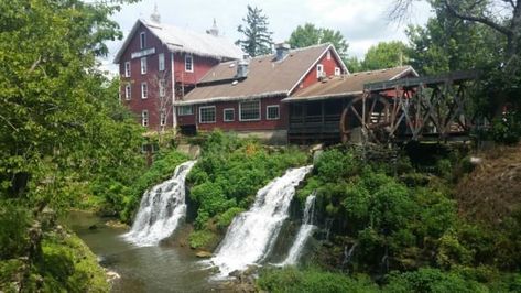 As an added bonus, just a few minutes off the trail, you'll encounter Clifton Mill. It's a historic mill and charming restaurant worthy of its own day trip. Country Restaurant, Ohio Hiking, Beautiful Hikes, Hiking Destinations, Yellow Springs, Nature Preserve, Stunning View, Where To Go, Great Places