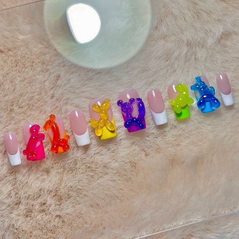 teeny balloon animals! 🎈🫶 thank you besties for all of your support 😘 All of our press ons are - 😎 Reusable! You can use them multiple times! 🤩 Safest Alternative for false nail application! 🫶 For Anyone! For those who can’t wear nails all the time, cannot access a salon or just don’t like getting their nails done, press are perfect for you! ⏰ Fast application and removal! Perfect for events! 💎 High Quality! These are not your typical cheap press ons, everything is used with high quality g... Balloon Animal Nails, Balloon Nail Art, Balloon Nails, 4d Art, Dog Nail Art, Nail Application, Natural Manicure, September Nails, Long Nail