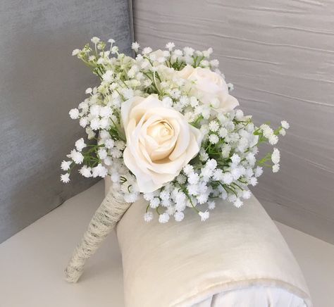 Entourage Bouquet, Simple Bridesmaid Bouquets, Rose Bridesmaid Bouquet, Small Bridesmaid Bouquets, Small Bridal Bouquets, Small Wedding Bouquets, Prom Bouquet, Simple Wedding Bouquets, Bridesmaid Bouquet White