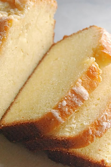 Golden Vanilla Pound Cake Recipe Vanilla Pound Cake Recipe, Vanilla Pound Cake, Loaf Cakes, Pound Cake Recipe, King Food, Savory Cakes, Gateaux Cake, King Arthur Flour, Pound Cakes