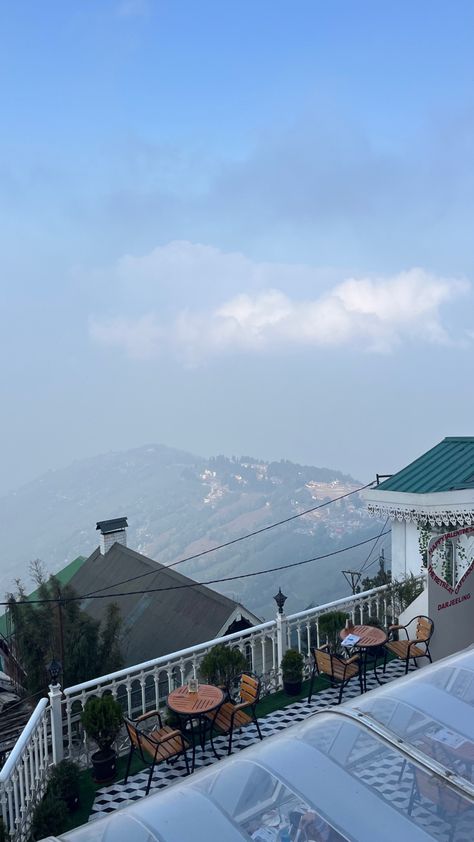 Darjeeling Snap, Sikkim Culture, Darjeeling Aesthetic, Darjeeling Photography, Mountain View Aesthetic, View Snap, Mountain Cafe, Himalaya Mountain, Travel Infographic