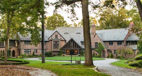 Glenridge Hall, Salvatore House, Salvatore Boarding School, Salvatore Boarding House, Vampire House, Hall Flooring, Mansion Floor Plan, Boarding House, Tudor House