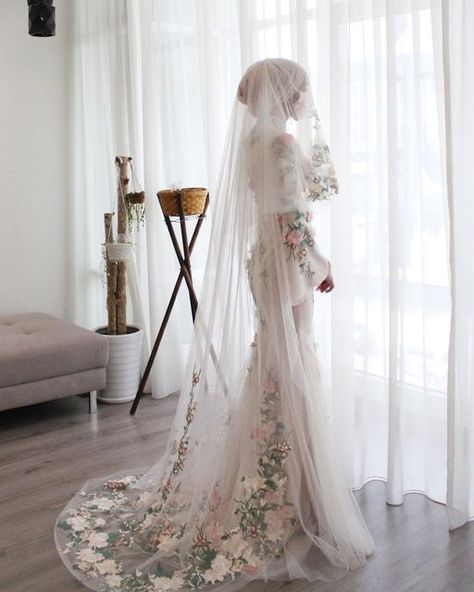 Dentelle Bridal on Instagram: "If it's not already obvious, Bride Ain's wedding dress is heavily inspired by nature. She actually had a mood board made where she had visualized the design and shared it with us. From the inspiration provided, we were able to source for the right fabric, laces and materials to make her dream wedding dress come true. The gown was also customized specially for her. #DentelleBridalCreation #FloralDress #FloralGown #FloralWeddingDress #FloralWeddingGown #WeddingMala Malaysian Wedding Dress, Dress Nikah, Printed Wedding Dress, Wedding Dress Hijab, Garden Wedding Dress, Malay Wedding Dress, Malaysian Wedding, Hijabi Wedding, Moodboard Wedding