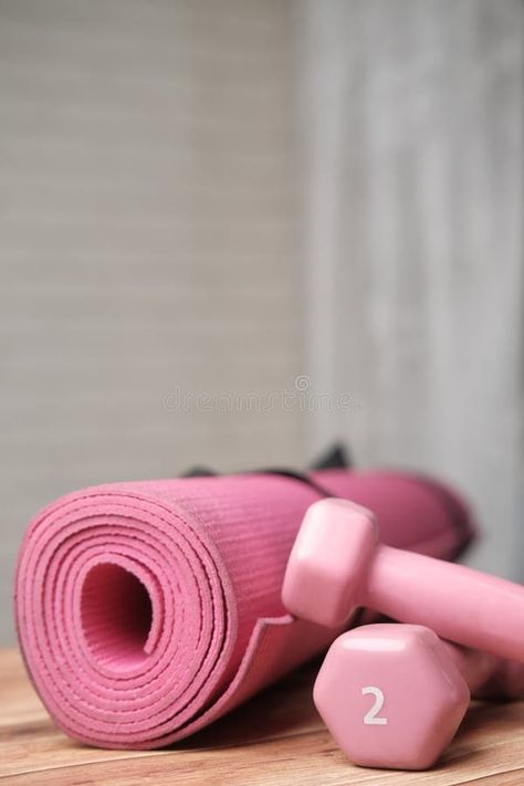 pink color dumbbell, exercise mat and water bottle on white background stock photo Sports Wallpaper Aesthetic, Pink Dumbbells Aesthetic, Pink Weights Aesthetic, Pink Sports Aesthetic, Dumbbell Aesthetic, Pink Dumbbells, Pink Exercise, Gym Girl Aesthetic, Dumbbell Exercise