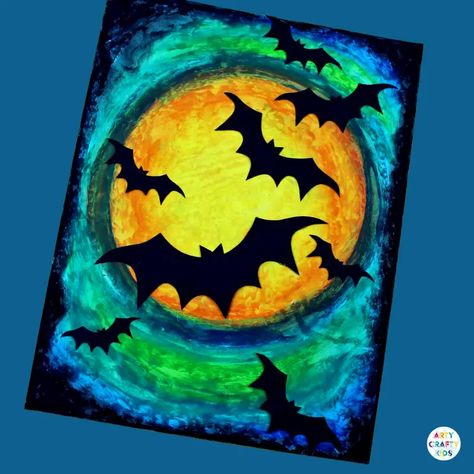 Silhouette Arte, Halloween Bats Crafts, Halloween Canvas Paintings, Bat Template, Pasteles Halloween, Spooky Halloween Crafts, Halloween Arts, Bat Craft, Halloween Art Projects