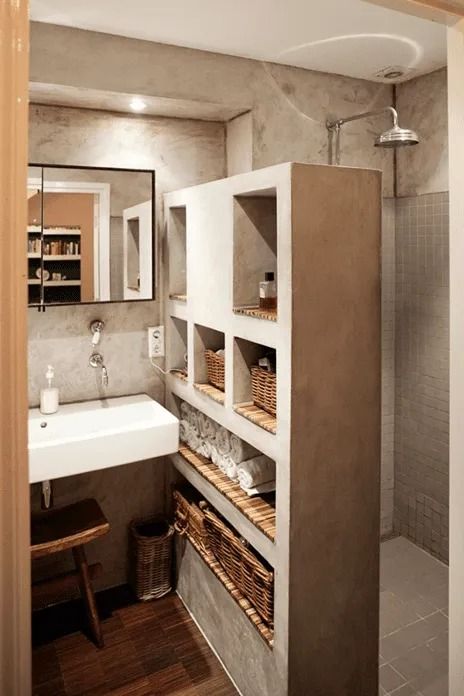 25 Walk-in Shower Layouts for Small Bathrooms Drømme Bad, Bathroom Design Decor, Farmhouse Bathroom Decor, Studio Apartment Decorating, Bathroom Layout, Small Bathroom Decor, Farmhouse Bathroom, Small Bathroom Remodel, Macrame Diy