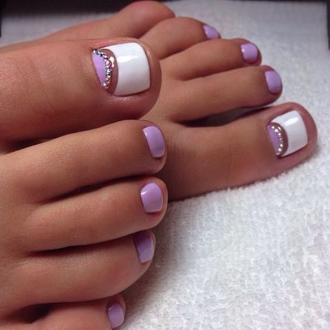 Pedicure Gel, Velvet Nails, Toe Nail Color, Pretty Toe Nails, Summer Toe Nails, Cute Toe Nails, Pedicure Designs, Toe Nail Designs, Pedicure Nail Art