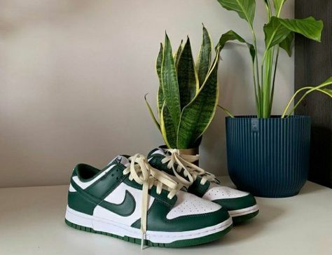 Green Dunks, Dunk Low Michigan, Nike Shoes Air Force, All Nike Shoes, Fashion Shoes Sneakers, Hype Shoes, Shoe Inspo, Aesthetic Shoes, Cheap Nikes