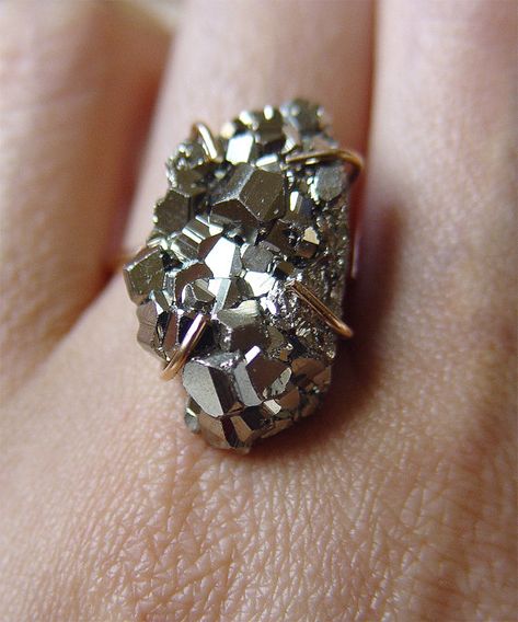 SALE Pyrite Crystal Gold Ring Tired Outfit, Pyrite Ring, Pyrite Stone, Crystal Stone Jewelry, Pyrite Crystal, Spirit Quartz, Bezel Set Ring, Woman's Fashion, Etsy Gold Ring