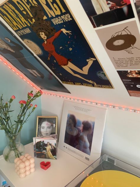 Lana Del Ray, Personal Space, My New Room, New Room, Aesthetically Pleasing, Future House, Room Inspo, Grease, Lana Del Rey