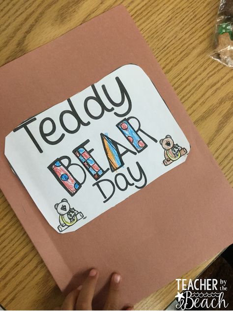 Bring Your Teddy Bear To School Day, Teddy Bear Day Preschool, Teddy Bear Day Activities, Bear Theme Preschool, First Grade Themes, Bears Preschool, September Preschool, Kindergarten Word Families, Picnic Activities