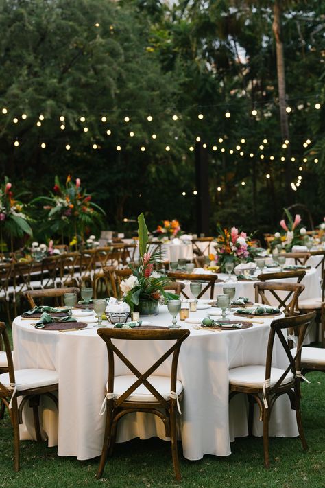 Garden wedding dream aesthetics! A beautiful setup with tropical flowers to give your garden wedding a tropical vibe. Bali Wedding Reception Decor, Plants In Wedding Decor, Costa Rica Wedding Reception, Rainforest Wedding Decorations, Destination Wedding Mood Board, Tropical Glamour Wedding, Tropical Garden Wedding Ideas, Tropical Wedding Reception Table, Tropical Inspired Wedding