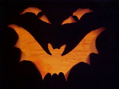 Pumpkin Carving Ideas Bats, Jack O Lanterns Ideas, Vampire Pumpkin Carving, Pumpkin Carving Bat, Jack O Lantern Templates, Bat Pumpkin Carving, Cute Pumpkin Carving, Halloween Pumpkin Carving Stencils, Pumkin Carving