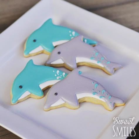 dolphin cookies                                                                                                                                                     More Dolphin Cookies, Dolphin Party Ideas, Dolphin Birthday Party, Dolphin Birthday Parties, Smile Cookies, Dolphin Birthday, Sea Cookies, Dolphin Cakes, Dolphin Party