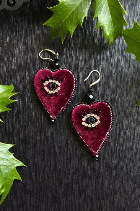 Heart With Eyes, Embroidery Heart, Earrings Bead, Embroidery Hearts, Face Earrings, Evil Eye Earrings, Earrings Large, Embroidery Jewelry, Eye Earrings