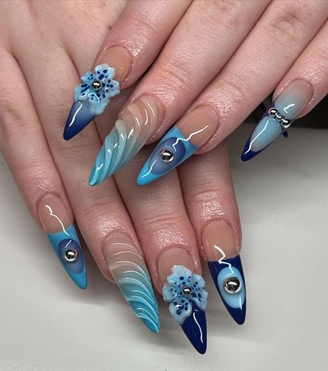 Cosmicxnailz (@cosmic.nailz) • Instagram photos and videos Nails Inspiration Blue, 3d Flower Nails, Blue Nail Designs, Beautiful Nail Designs, 3d Nail Art, Level 3, Floral Nails, Chic Nails, Us Nails