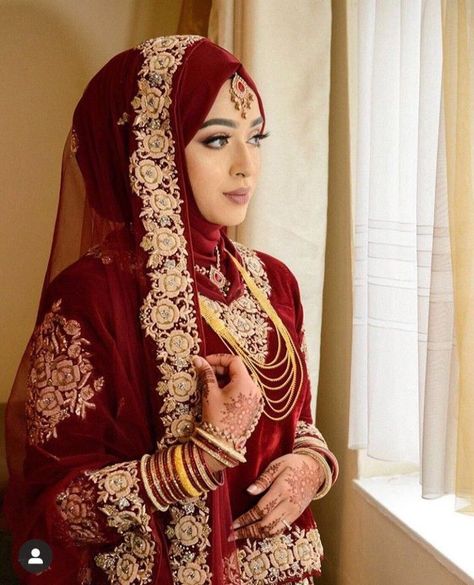 Asian Wedding Outfits, Muslim Wedding Dress Hijab Bride, Wedding Dress Hijab, Muslim Wedding Hijab, Hijabi Wedding, Wedding Hijab Styles, Bridal Hijab Styles, Hijab Stile, Baju Kahwin