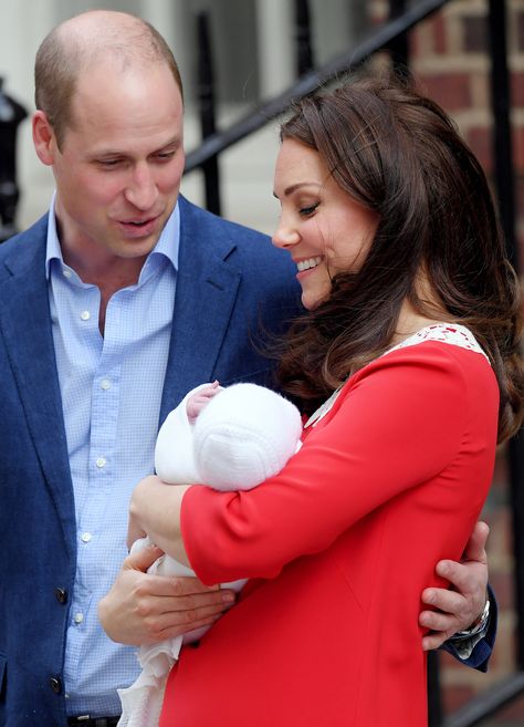 Will and Kate's Looks of Love! 8 Moments That Prove They're More Smitten Than Ever Leaving The Hospital, Will And Kate, Princesse Kate Middleton, Looks Kate Middleton, Prins William, Prince George Alexander Louis, Queen Kate, Principe William, Prince Louis