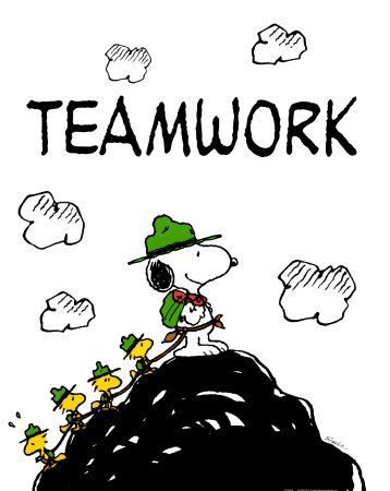 Peanuts: Family Teamwork for Kids Snoopy Classroom, Snoopy Beagle, Building Games For Kids, Peanuts By Schulz, Team Building Games, Teamwork Quotes, Peanuts Cartoon, Snoopy Quotes, Kids Talking