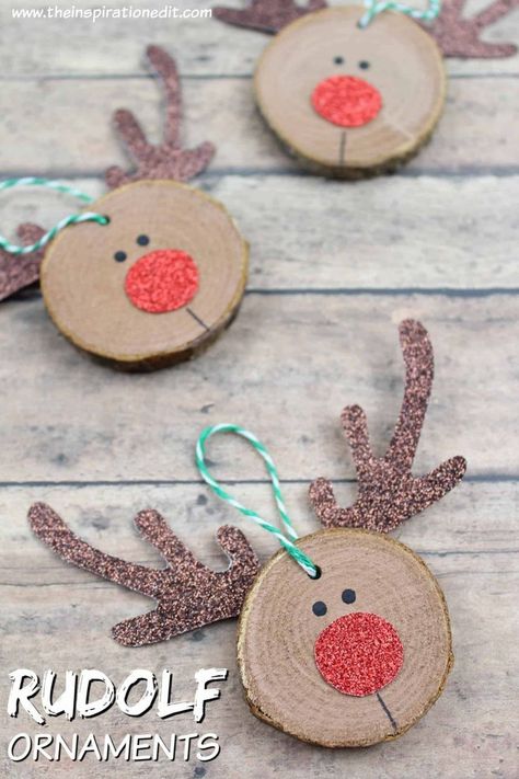 Rudolf Christmas Craft: Easy DIY Christmas Decoration ideas. #christmasdecor #christmasdecorations #diydecorations #rudolf #christmasgifts #christmascrafts #kidscrafts #kidscraftideas Diy Craft For Kids, Christmas Craft Diy, Christmas Crafts For Adults, Christmas Crafts For Kids To Make, Craft Easy, Christmas Decorations For Kids, Handmade Christmas Crafts, Diy Christmas Decorations Easy, Christmas Crafts For Gifts