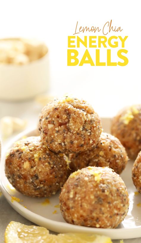 These Lemon Cake Energy Balls are a healthy snack choice that tastes like a little bit of heaven! Store these energy balls in the freezer for an easy grab and go snack that is packed with protein, chia seeds, and tons of flavor. They will give you the energy you need to get through any work day! Chia Balls, Cafe Snacks, Clean Granola, Healthy Snack Choices, Peanut Butter Energy Balls, Energy Balls Healthy, Fit Foodie Finds, Energy Ball Recipe, Cooking Challenge