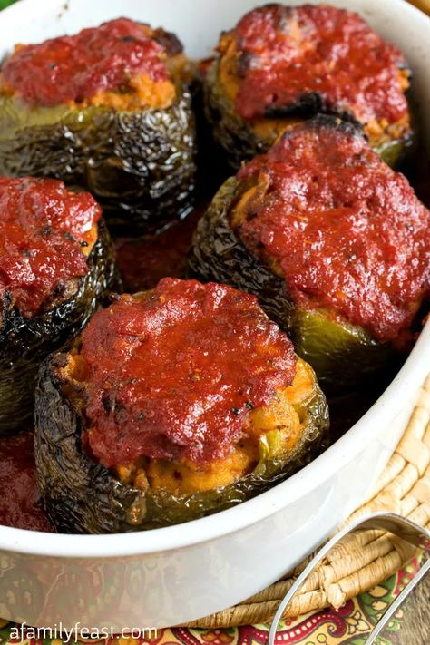 Easy Stuffed Pepper Recipe, Lasagna Stuffed Peppers, Stuffed Pepper Recipe, Italian Stuffed Peppers, Vegetarian Stuffed Peppers, Cheesesteak Stuffed Peppers, Easy Stuffed Peppers, Stuffed Peppers Recipe, Pepper Recipe