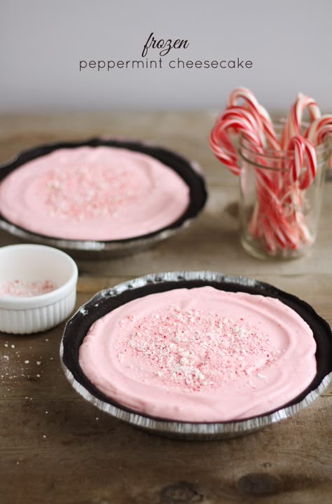 11146628324_1520268ee6_o Peppermint Pie, Christmas Cheesecake Recipes, Christmas Cheesecake, Peppermint Cheesecake, Munnar, Christmas Vibes, Bon Bon, Christmas Goodies, Eat Dessert