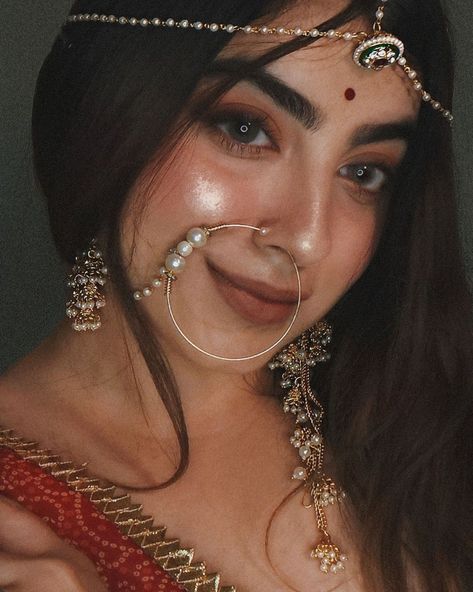 Smudged Liner, Soundarya Sharma, Liquid Cat, Indian Makeup Looks, Natural Dramatic, Eyeshadow Matte, Wedding Eyes, Indian Wedding Makeup, Fill In Brows