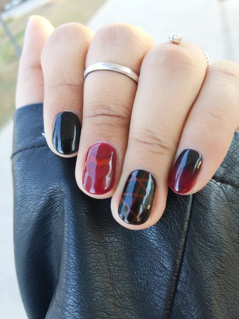 Marvel Gel Nails, Scarlett Witch Nails, Scarlet Witch Nail Art, Wanda Nails Marvel, Wanda Maximoff Nails, Scarlet Witch Nails, Wanda Nails, Supernatural Nails, Avengers Nails