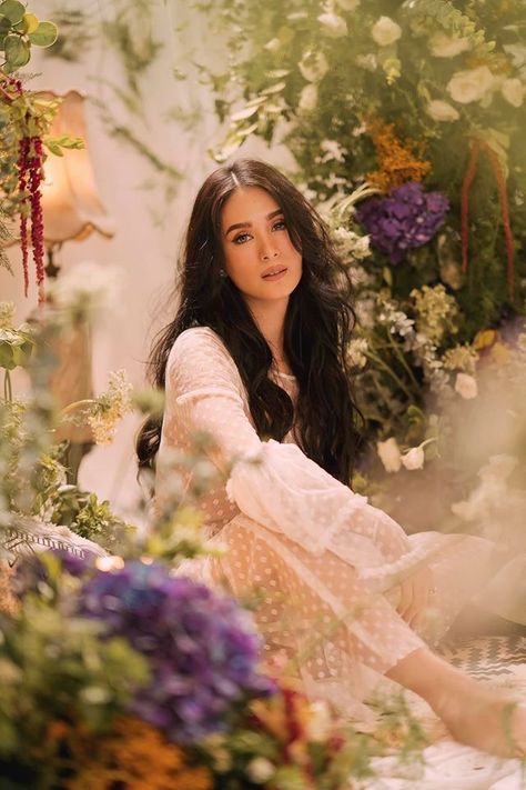 Pre Debut Photoshoot, Debut Theme, Fairytale Photoshoot, Heart Evangelista, Fairy Photoshoot, Debut Photoshoot, Spring Photoshoot, Flower Photoshoot, Portrait Photography Women