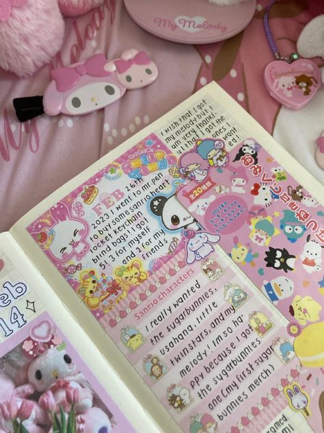 Kawaii Scrapbook Ideas, Kawaii Journal Ideas, Cute Journaling, Kawaii Journaling, Pink Diary, Kawaii Journal, Cute Journal, Bulletin Journal Ideas, Sketchbook Cover