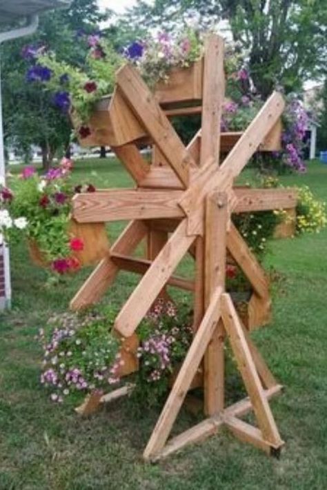 Diy Wooden Planters, نباتات منزلية, Diy Planter Box, Wooden Planter Boxes, French Country Garden, Pallet Garden, Wooden Planters, Wood Planters, Backyard Projects