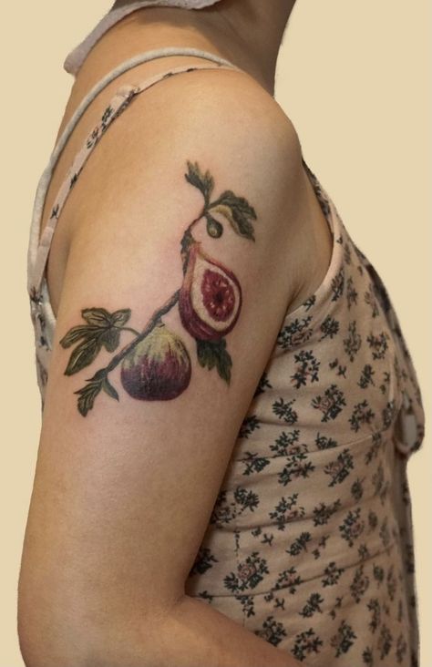 Fig Branch Tattoo, Guava Tattoo, Fig Leaf Tattoo, Fig Tree Tattoo, Fig Tattoo, Fruit Tattoos, Aesthetic Tattoo Ideas, Apple Tattoo, Fruit Tattoo