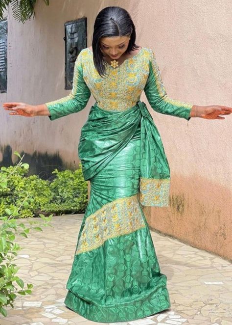 Bazin Designs, African Bazin Styles For Women, Bazin Dress, Green Bazin Styles, African Bazin, Bazin Styles 2023, Bazin Styles, Gambian Clothes, Eid Outfits African Bazin