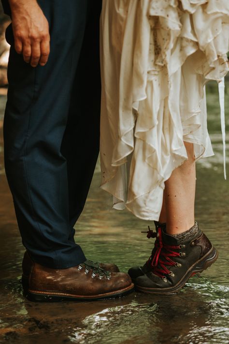 Hiking Wedding Boots, Hiking Prenup Ideas, Wedding Dress Hiking Boots, Wedding Hiking Boots, Hiking Wedding Photos, Outdoorsy Wedding Dress, Wedding Hike, Hike Wedding, Camping Elopement