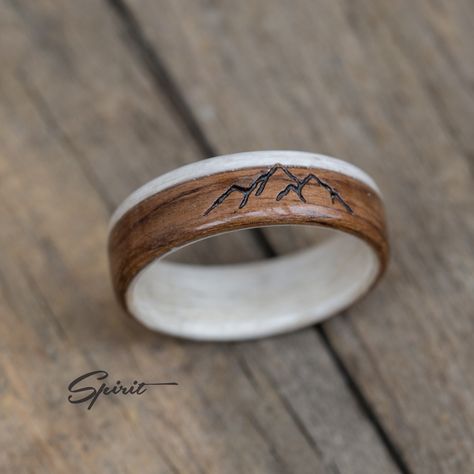 "Mountain Wood Ring Mountain Lover - Traveler gift Rings are handcrafted in Poland only from selected Wood. Finished with special varnish for additional resistance and waterproofness. Made using bentwood technique By default that ring is 7mm wide and 10 US size, you can choose a different width from 5mm to 10mm (0.19in - 0,39in) Available in all size Thickness depends on size: from 2,0 mm to 2.7mm. Bigger the ring, thicker it will be. On special request, we can place some sign or symbol on our w Wood Jewelry Diy, Wood Jewelery, Mountain Ring, Unique Mens Rings, Bentwood Rings, Wood Wedding Ring, Wood Wedding Band, Dragon Jewelry, Wood Ring