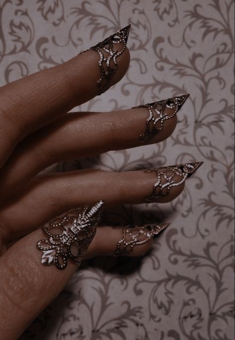 Dragon Armour, Armour Ring, Claw Rings, Erika Fane, Drop Down Bar, Rings Etsy, A Court Of Wings And Ruin, Claw Ring, Image Swag